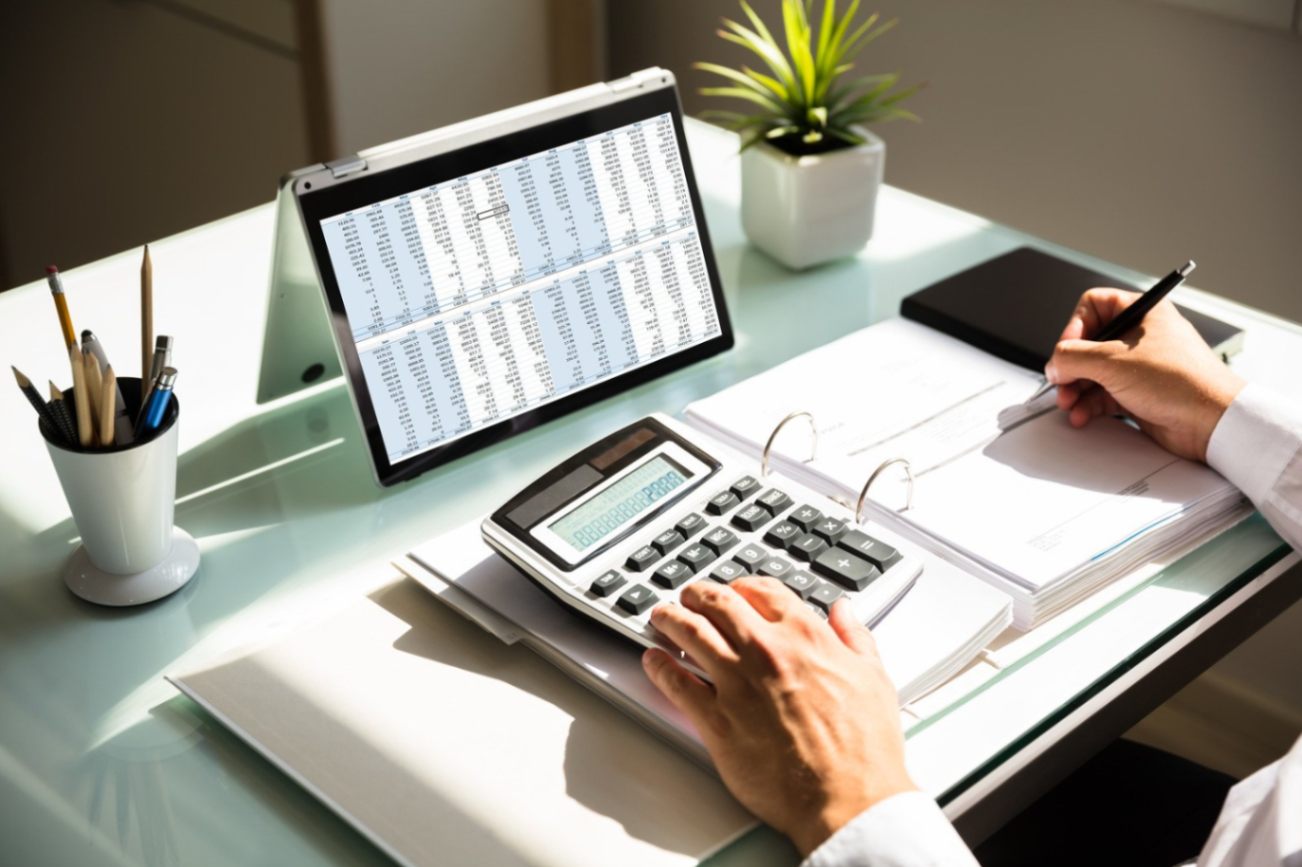 Unpaid invoices calculation